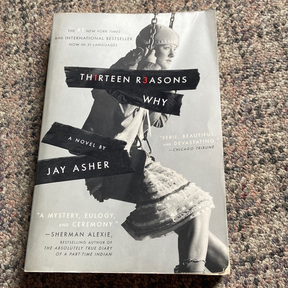 Thirteen Reasons Why by Jay Asher (paperback)